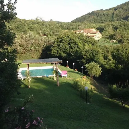 別荘 Casa Chiara By Vacavilla